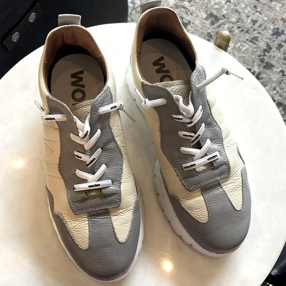 Wonders Tennis Shoes - Picture 1 of 5